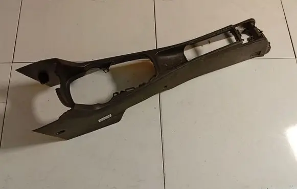 Opel Corsa D Center console 13184076