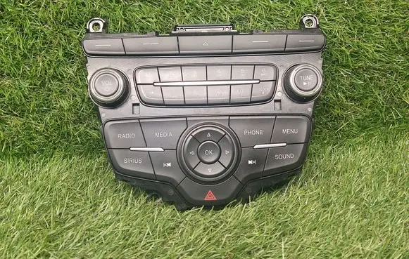 Ford Focus Head unit multimedia control F1ET18K811KD