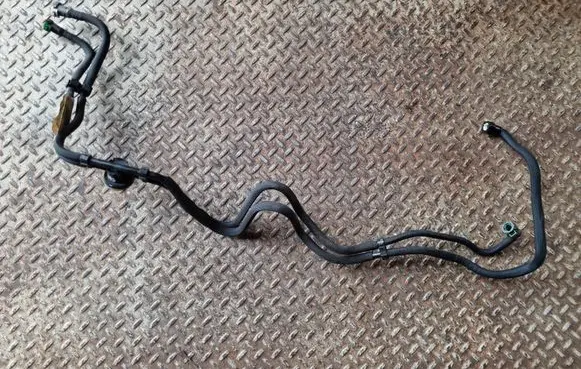 Opel Grandland X Fuel line pipe 9824385580