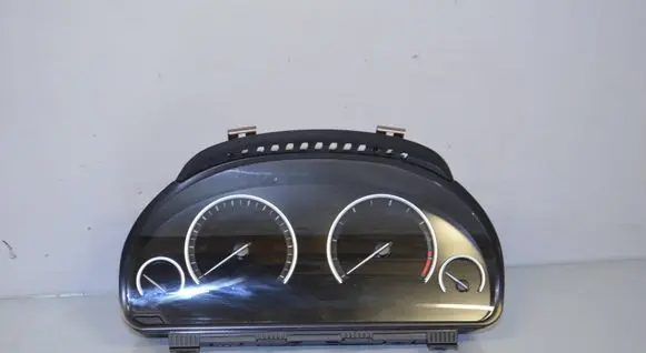 Speedometer (instrument cluster)