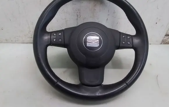 Seat Altea XL Steering wheel