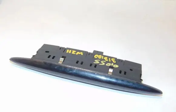 Mercedes-Benz E W211 Parking PDC sensor display screen A0015421523