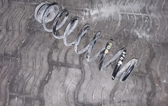 Skoda Fabia Mk1 (6Y) Rear coil spring NOCODE