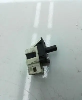 Mercedes-Benz E W211 Rear door sensor 2028209410