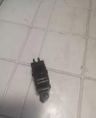 Nissan Almera Tino Electric window control switch