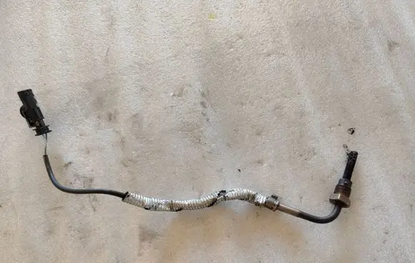 Volvo V40 Exhaust gas temperature sensor 31319841