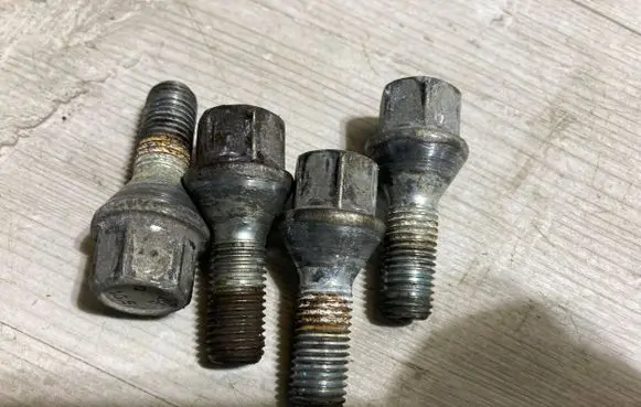 Nissan Micra K14 Nuts/bolts 