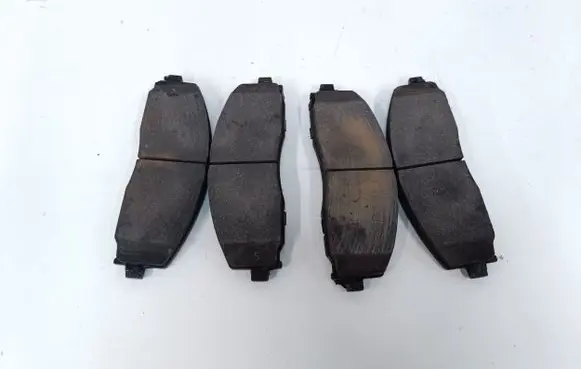 Dodge Grand Caravan Brake pads (front) 