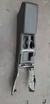 Renault Talisman Center console 