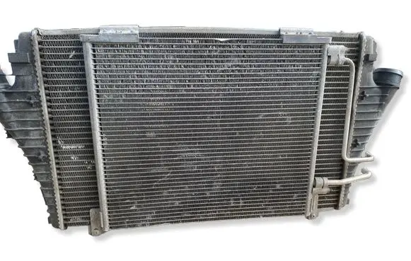 Opel Signum Intercooler radiator 13108570