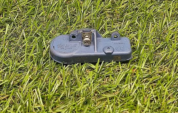 Chevrolet Orlando Tire pressure sensor 22853740