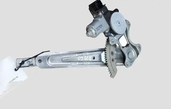 Nissan Leaf I (ZE0) Rear door window regulator with motor 82731CV01B