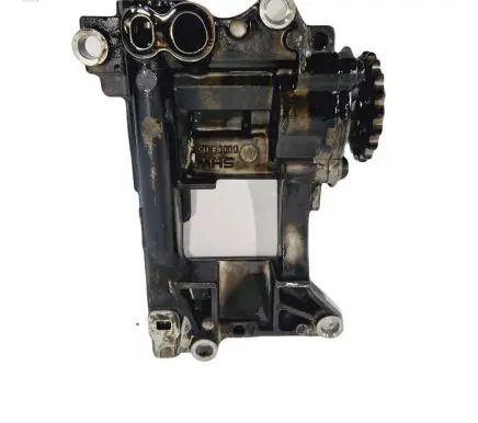 BMW 5 E39 Oil pump 1141224717 670815720