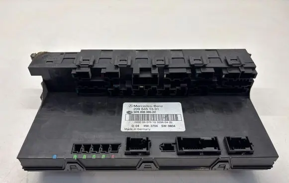 Mercedes-Benz C W203 SAM control unit 2095451501
