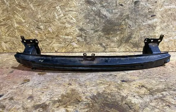 Volkswagen Golf V Front bumper cross member 1T0807560 1T0807559