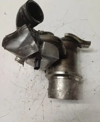 Volkswagen Caddy EGR valve cooler 04L131512BQ