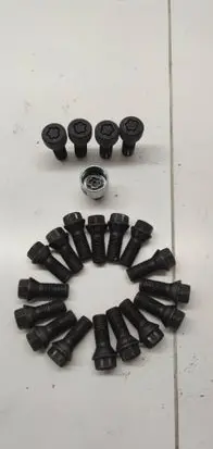 BMW 1 F40 Nuts/bolts