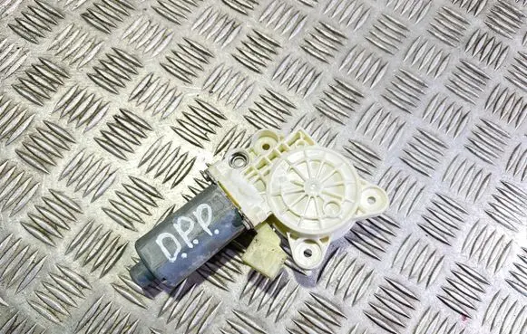 Mercedes-Benz E W211 Front door window regulator motor A2118203042 0130821971