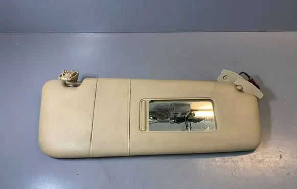 BMW 5 E60 E61 Sun visor 7069754 51167069754