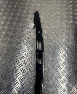 Mercedes-Benz C W204 Tailgate trim