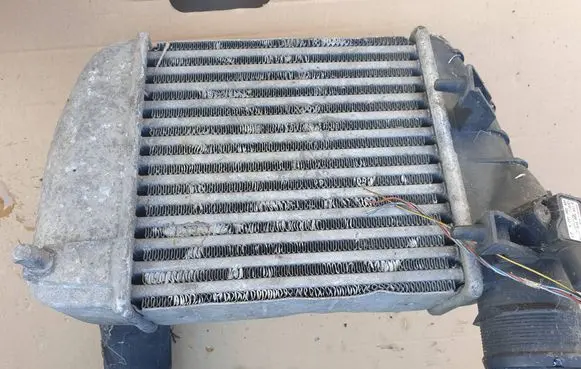 Audi A6 S6 C6 4F Intercooler radiator 4F0145805R