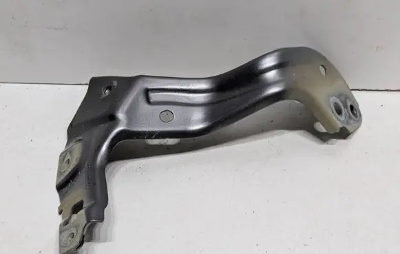 Audi Q4 e-tron Fender mounting bracket 89A821135
