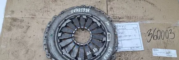 Opel Astra H Pressure plate 55351938