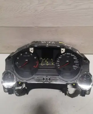 Audi A8 S8 D3 4E Speedometer (instrument cluster) 4E0920900D 4E0910900