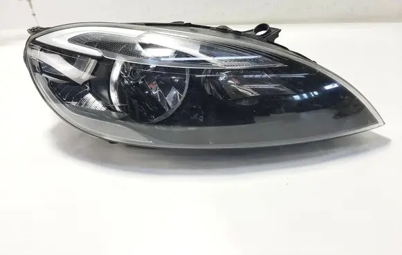 Volvo V40 Headlight/headlamp 31420006