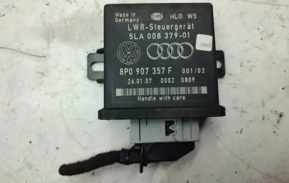 Audi Q7 4L Light module LCM 5LA008379 8P0907357F