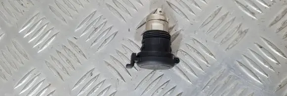 Nissan Murano Z51 Cigarette lighter front 