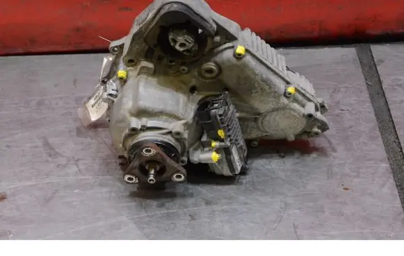 BMW X3 F25 Gearbox transfer box case