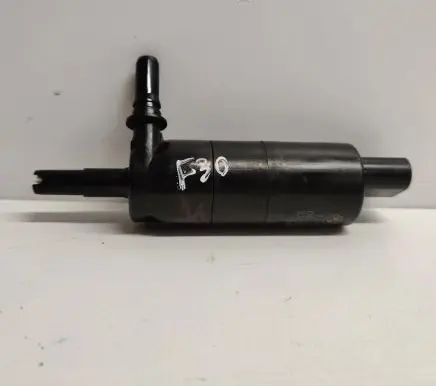 BMW 3 F30 F35 F31 Windscreen/windshield washer pump 7217792
