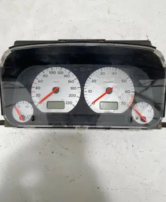 Volkswagen Golf III Speedometer (instrument cluster) 6169633104 1H0919861BX 1527166114