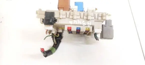 Nissan Almera N16 Fuse box set 243505M300 0830001