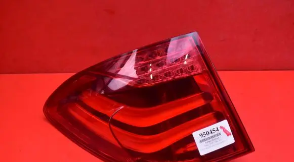 BMW 5 E60 E61 Rear/tail lights 89089345