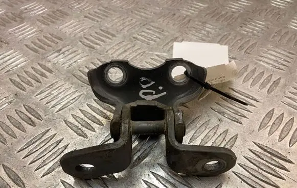 Toyota RAV 4 (XA50) Front door lower hinge 