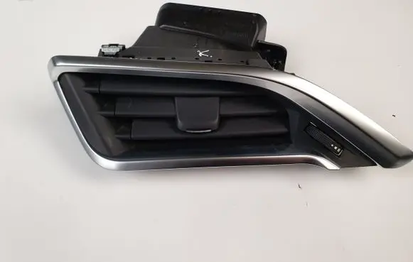 Peugeot 208 Dashboard side air vent grill/cover trim 9633131777