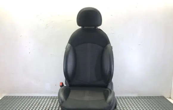 Mini Cooper Countryman R60 Front driver seat 