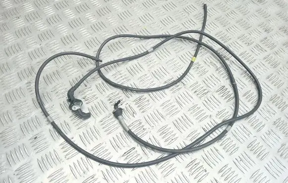 Mazda CX-3 Windshield washer fluid hose 