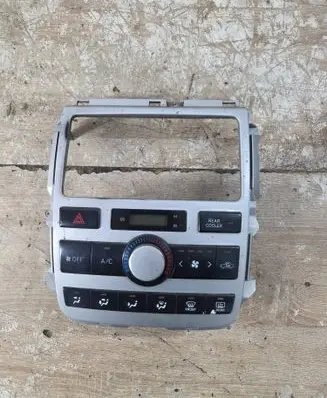 Toyota Avensis Verso Climate control unit 5590044280 43341 1464309635