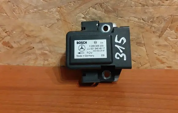 Mercedes-Benz S W220 ESP acceleration yaw rate sensor 0015404517 0265005230