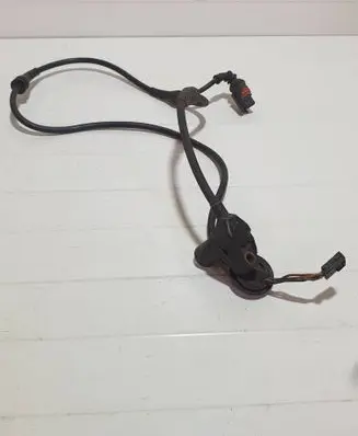 Audi A4 S4 B6 8E 8H ABS brake wheel speed sensor 0265006682