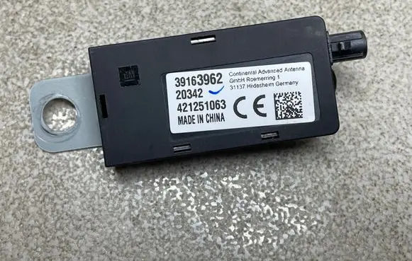 Opel Insignia B Aerial antenna amplifier 39163962