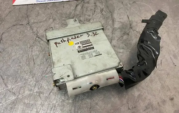 Nissan Pathfinder Engine control unit/module ECU MECM-W185