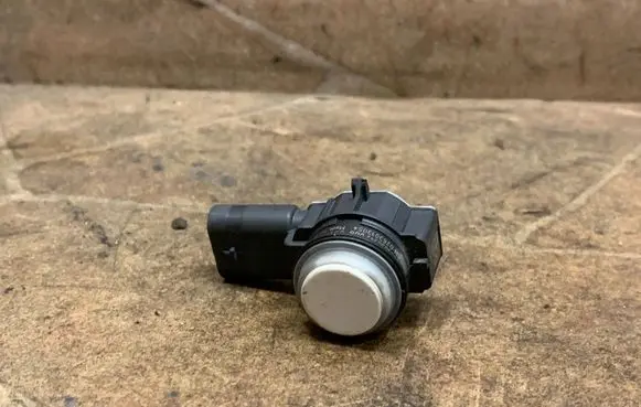 Mercedes-Benz B W246 W242 Parking PDC sensor A0009050342