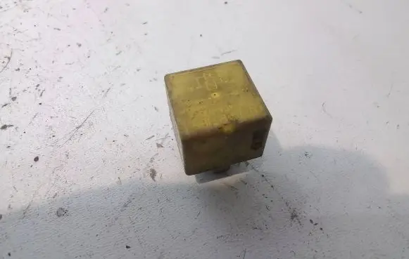Renault Laguna II Other relay 7700844253