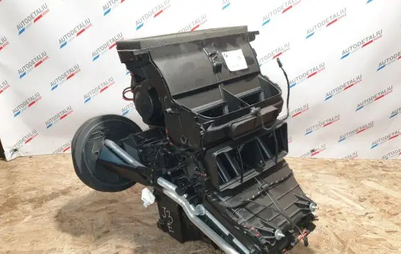 Interior heater climate box assembly