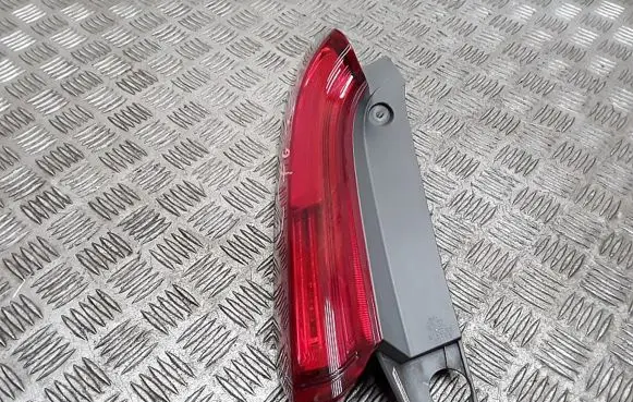 Honda CR-V Rear/tail lights W0706