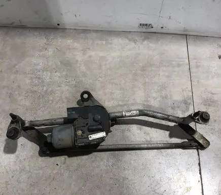 Front wiper linkage and motor